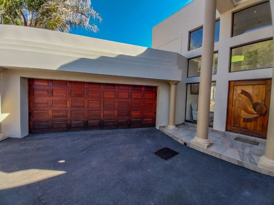 5 Bedroom Property for Sale in Meerhof North West
